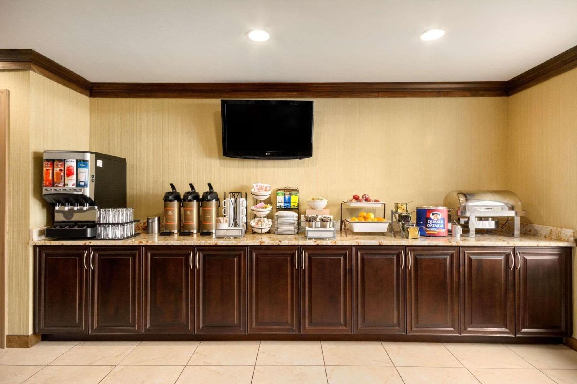 Country & By Radisson, Norcross, Ga 3*